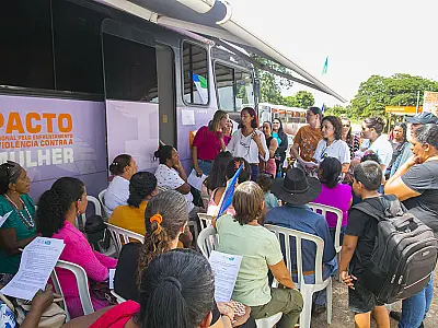 Ônibus Lilás inicia atendimentos em Albuquerque