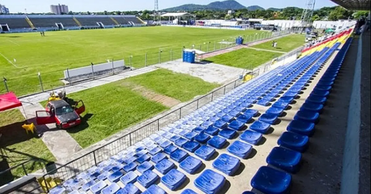 Erro em laudo de segurança quase custa a presença da torcida na estreia do Corumbaense