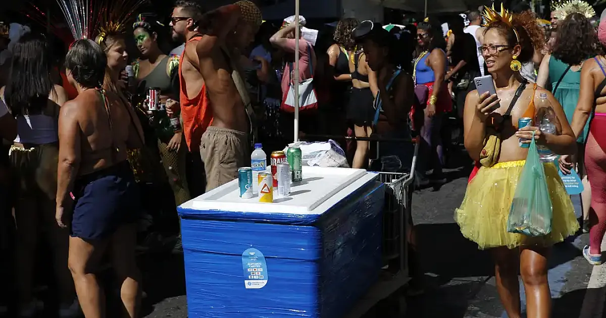 Saiba como se prevenir dos golpes financeiros no carnaval