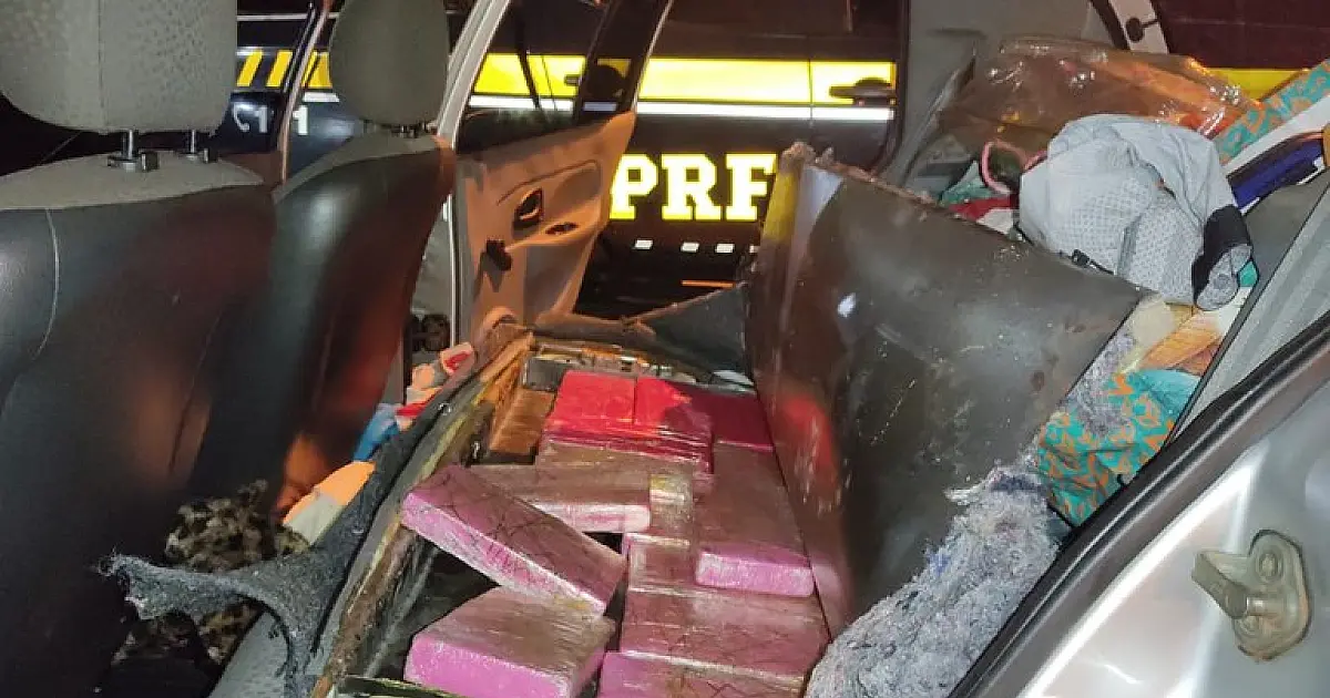 PRF apreende 718 Kg de maconha, 20 Kg de skunk e um revólver