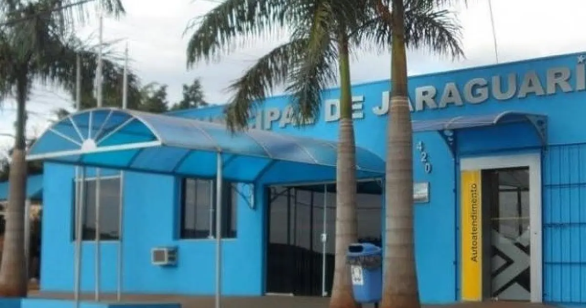 Prefeito de Jaraguarí recebe ultimato de Promotor para fazer concurso público e demitir parentes
