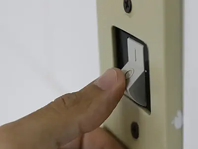 Aneel anuncia que conta de luz terá bandeira vermelha em junho