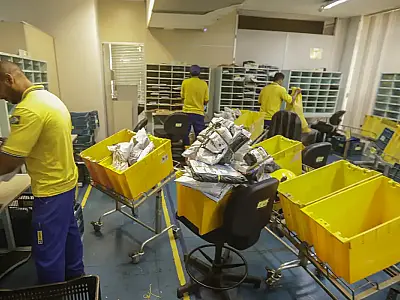 Correios aprovam demissão voluntária e fechamento de agências