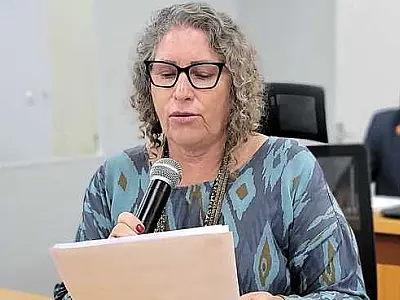Nanah pede informações sobre situação do cemitério do Assentamento Taquaral