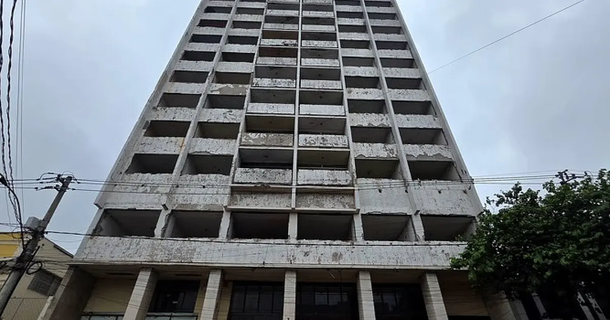 Vereadores cobram avaliação detalhada de prédio de 12 andares na Delamare