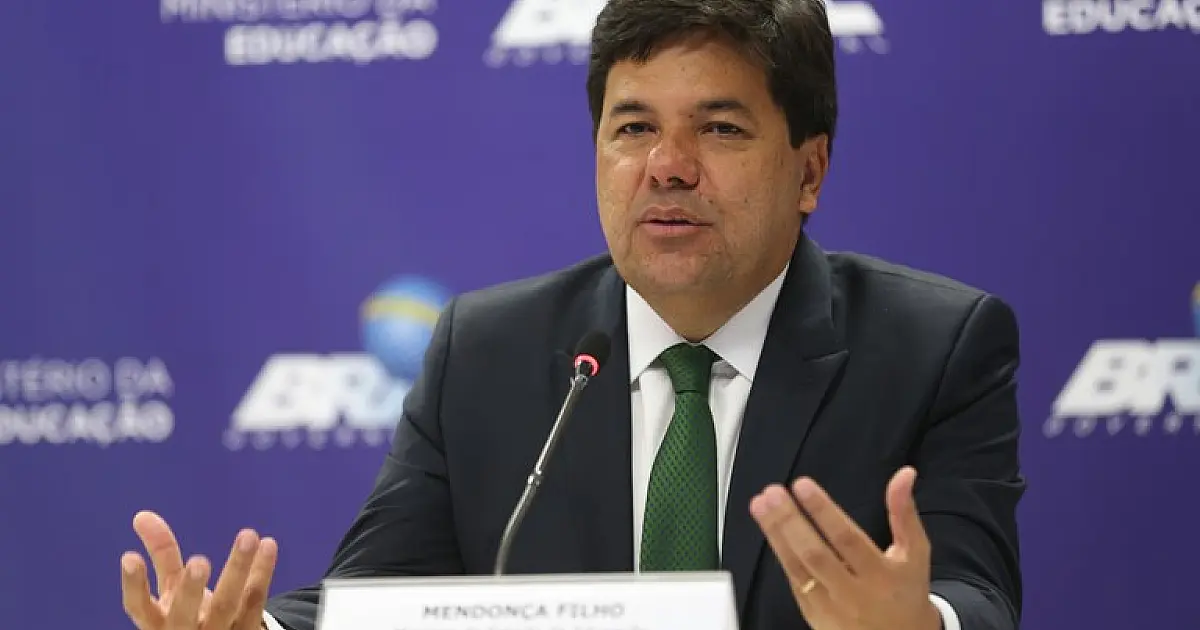 Educação terá R$ 9 bilhões a mais em 2017, diz ministro