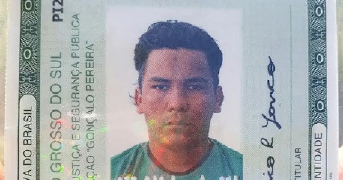 Ribeirinhos encontram corpo de piloteiro