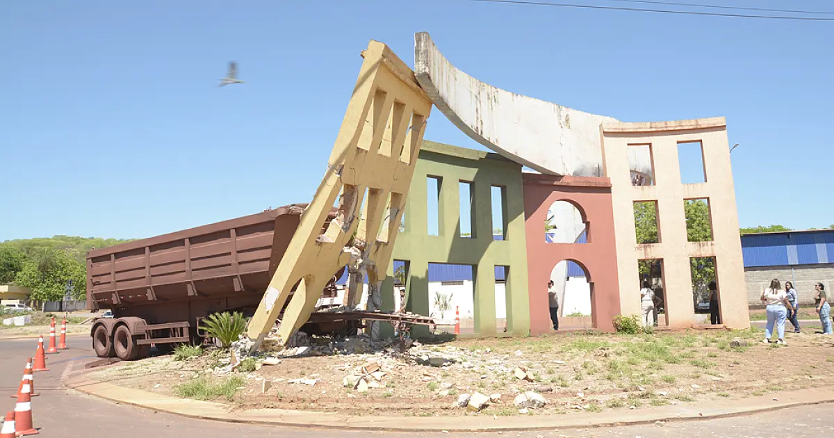 Prefeitura faz enquete sobre a construção do novo portal da cidade