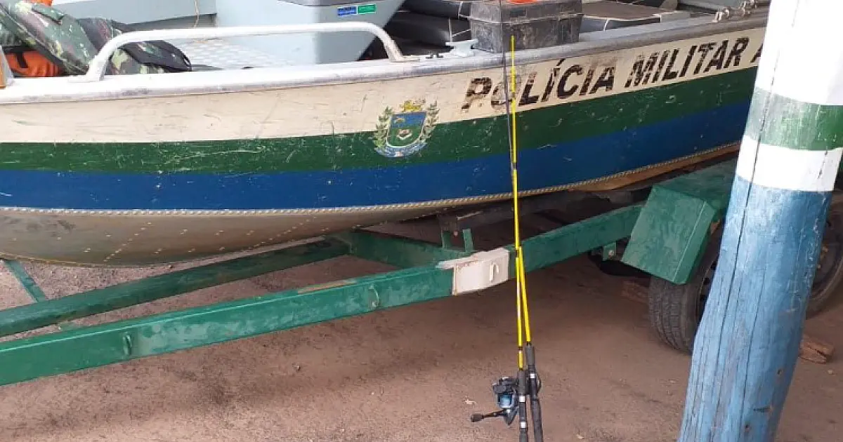 PMA apreende petrechos proibidos e autua dois por pesca ilegal