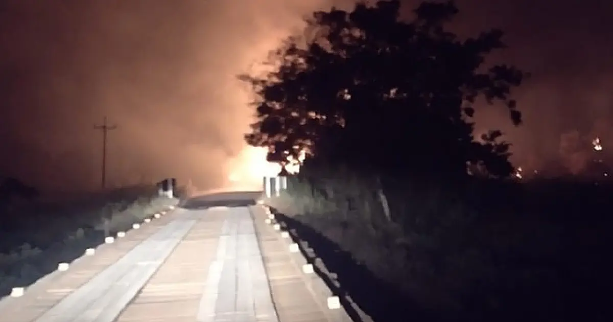 Incêndio na Estrada Parque ameaça áreas habitadas e pontes de madeira