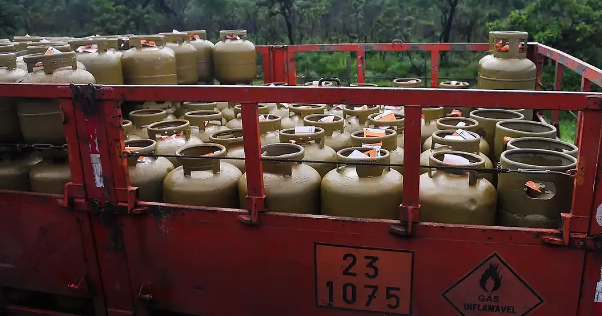 Beneficiários com NIS final dois recebem Auxílio Gás nesta terça-feira