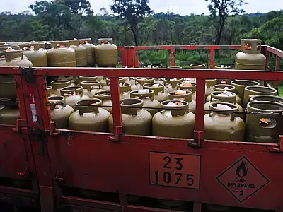 Beneficiários com NIS final dois recebem Auxílio Gás nesta terça-feira