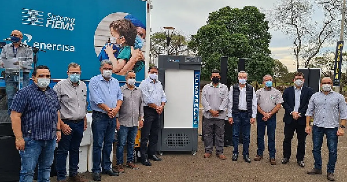 Vetria e Vetorial doam ultrafreezer para campanha contra Covid em Corumbá