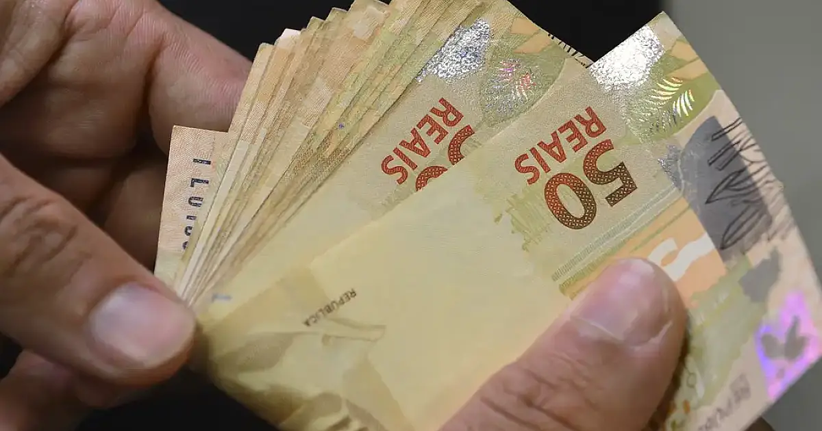 Receita paga lote da malha fina do Imposto de Renda de fevereiro