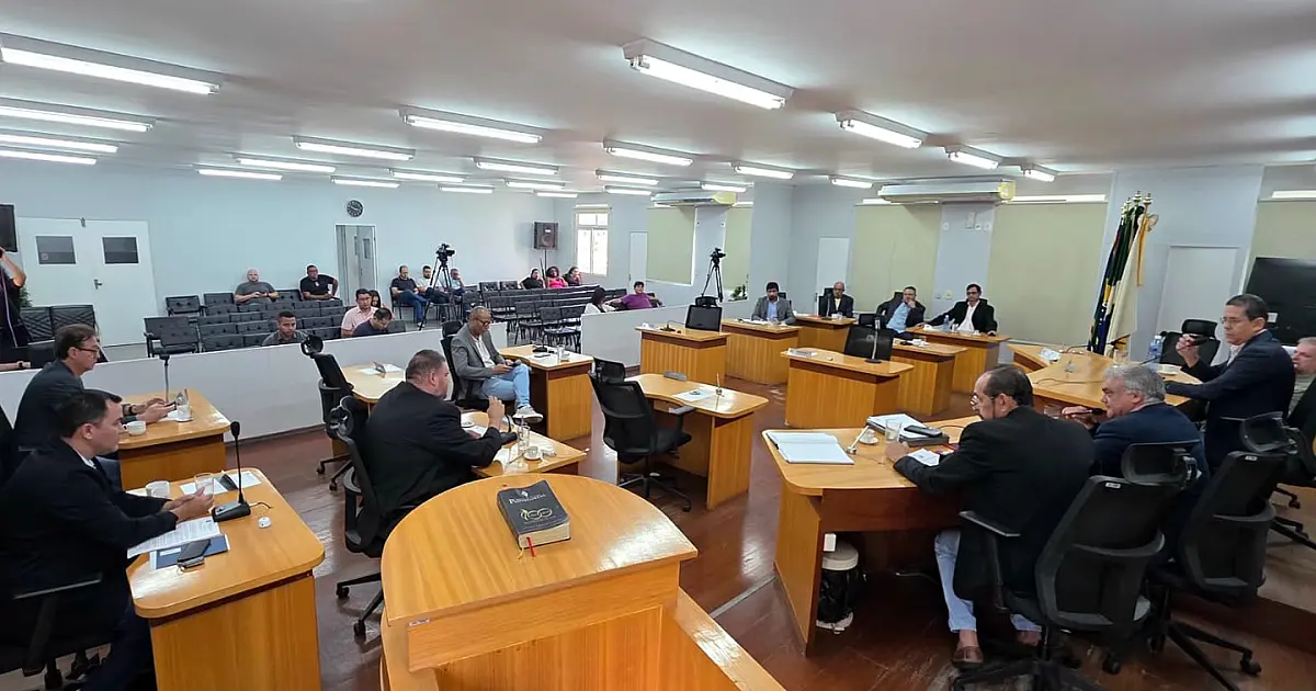 Câmara aprova plano para modernizar iluminação pública e criar comitê da COSIP