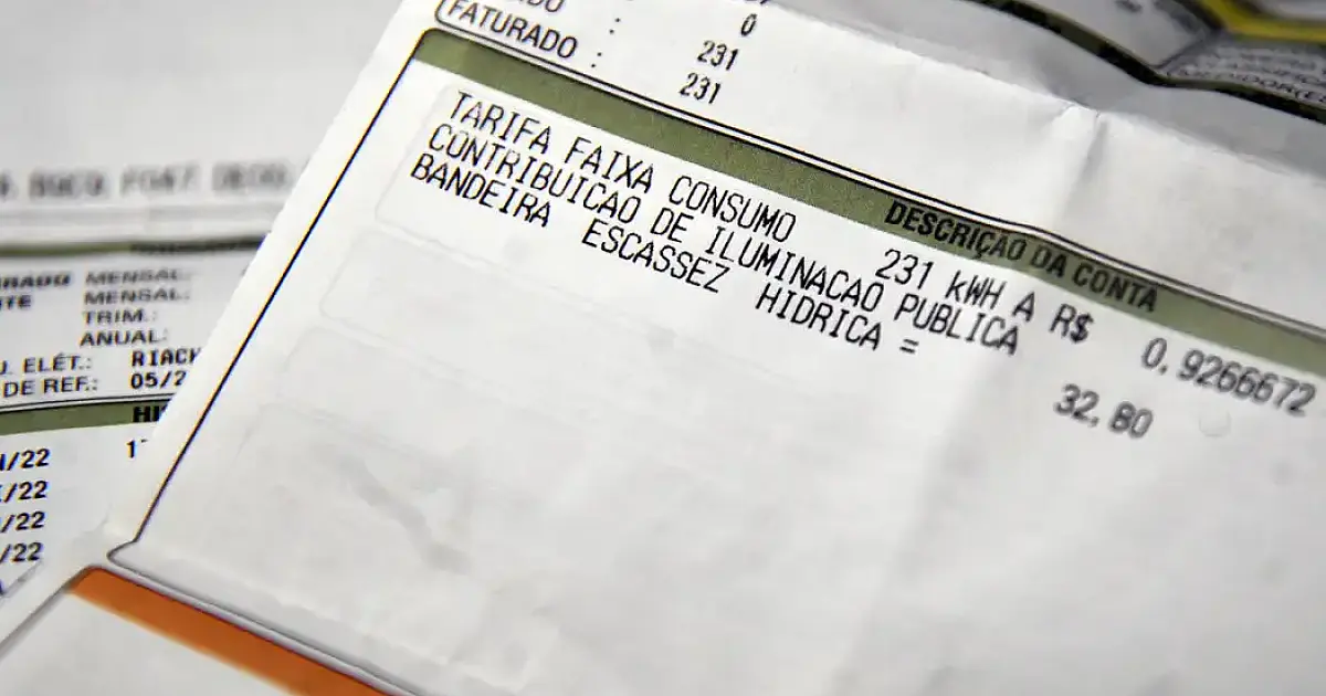 Aneel divulga calendário para anúncio de bandeiras tarifárias em 2026