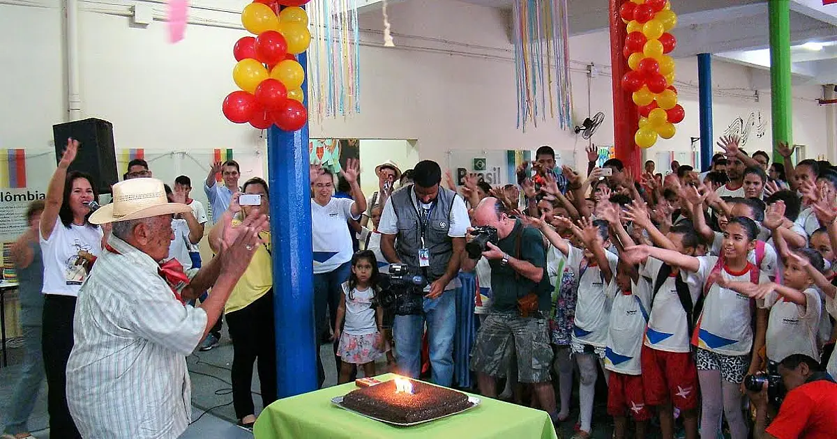 Moinho celebra 99 anos de Agripino, mestre da viola de cocho