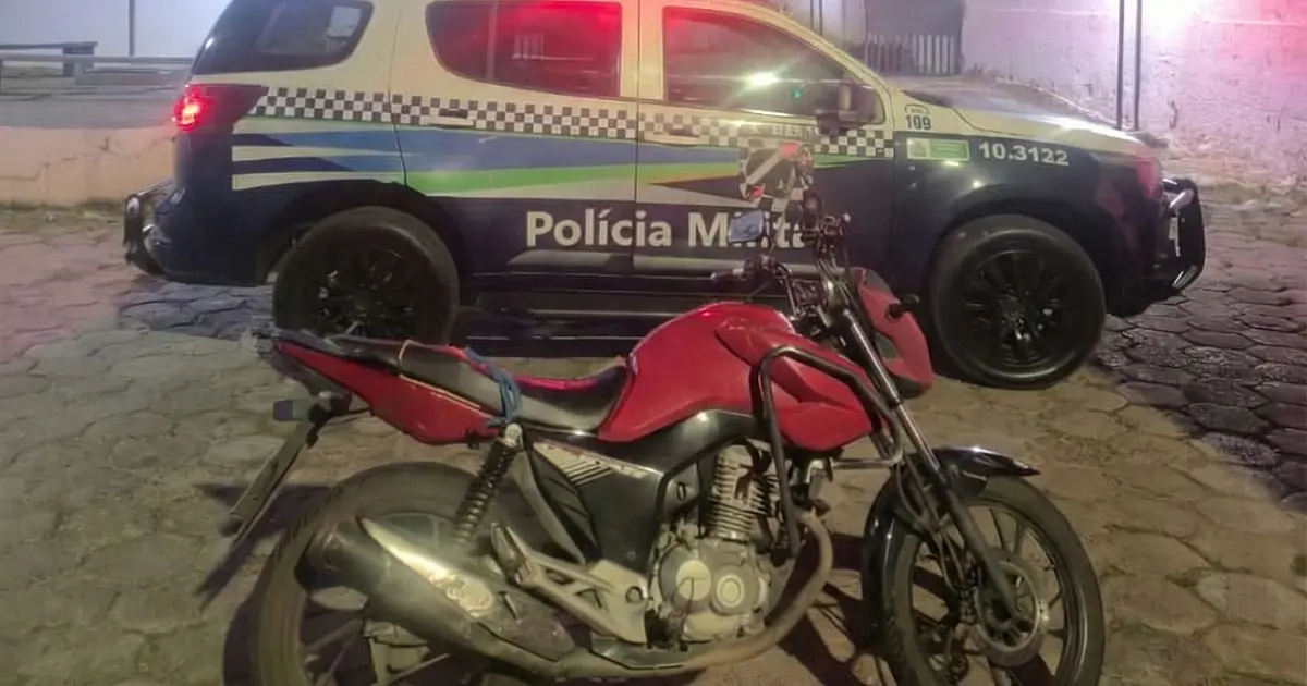 Moto com registro de roubo é recuperada no bairro Cristo Redentor