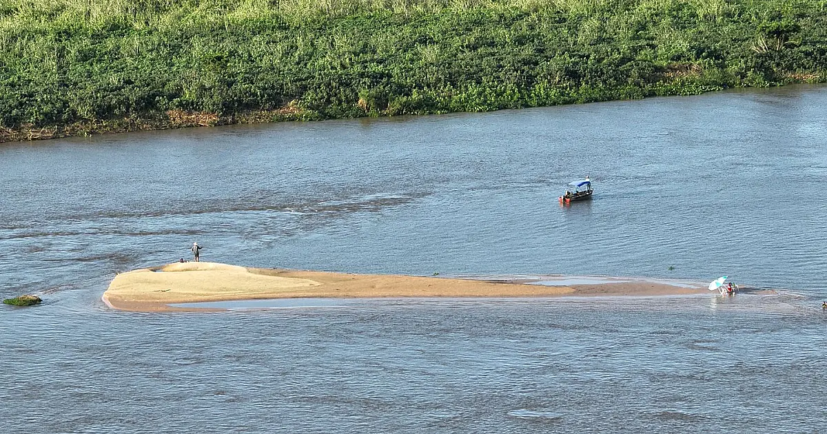 Período de seca exige atenção redobrada de banhistas no rio Paraguai