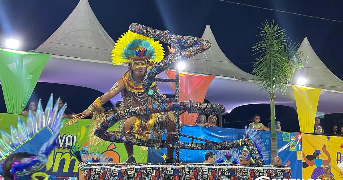 Unidos da Vila Mamona abre desfiles das escolas de samba de Corumbá