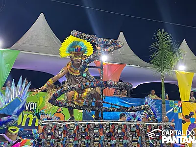 Unidos da Vila Mamona abre desfiles das escolas de samba de Corumbá