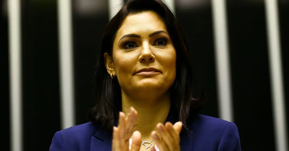 Michelle Bolsonaro diz que testou negativo para covid-19