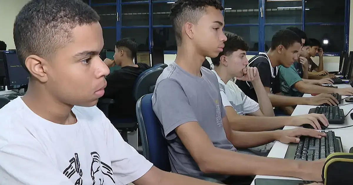 Unicef promove mais de 1 milhão de oportunidades para jovens no país