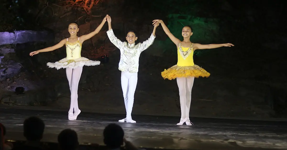 Bailarinos do Moinho Cultural marcam presença no United Dance Festival