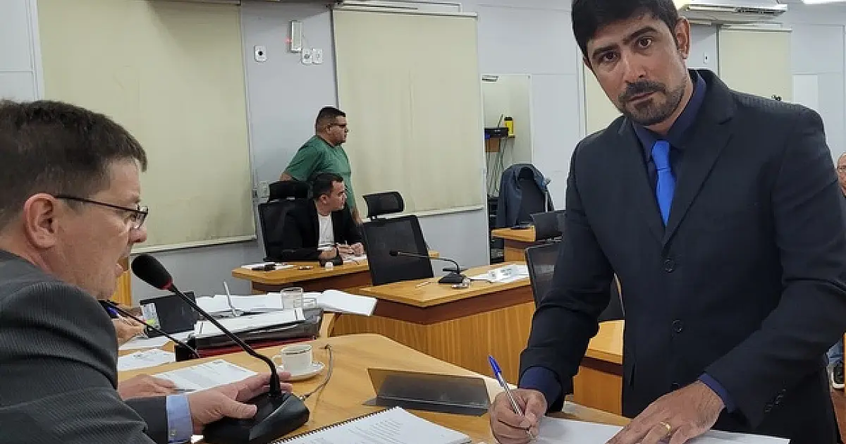 Pietro Cândia recusa vaga de Chicão na Câmara para continuar no comando do Procon