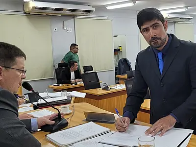 Pietro Cândia recusa vaga de Chicão na Câmara para continuar no comando do Procon