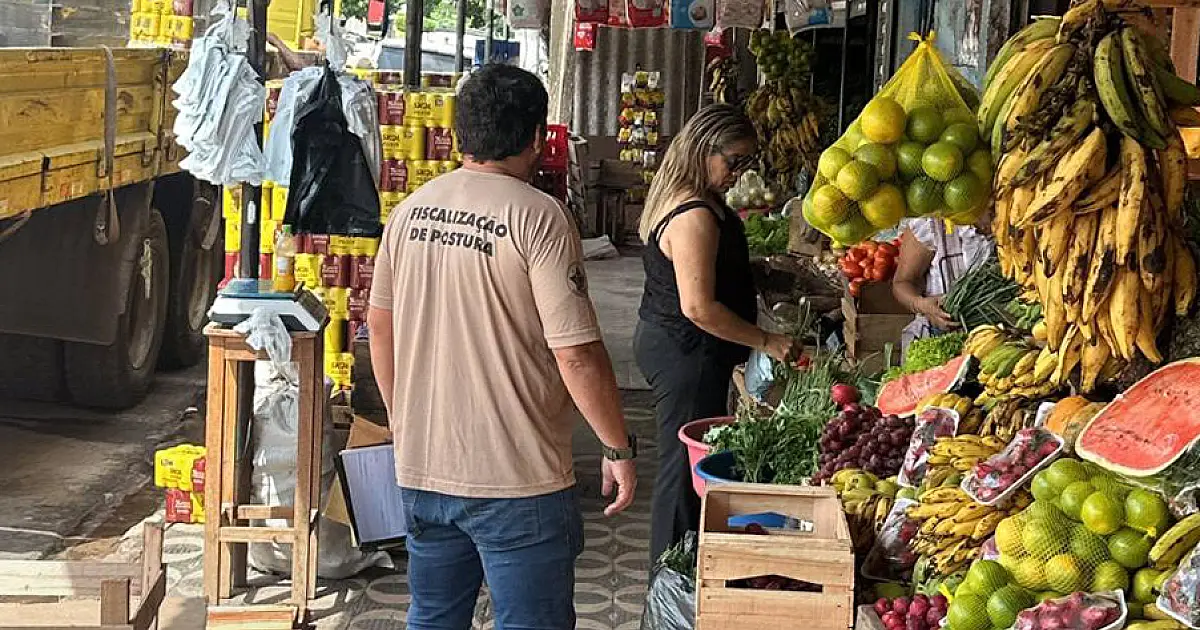 Fiscalização orienta comércios do Popular Nova sobre regras urbanas