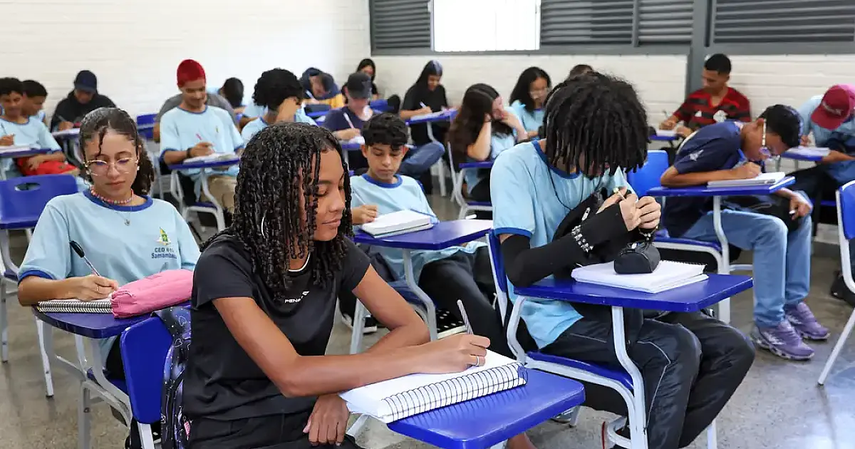 Estudantes nascidos em maio e junho recebem 1ª parcela do Pé-de-Meia