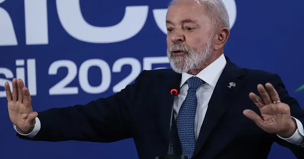 Lula diz que Brics seguirá discutindo alternativas ao dólar