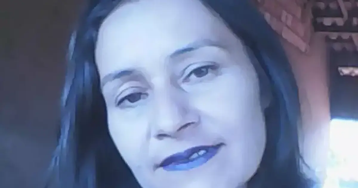 Polícia descarta feminicídio em morte de mulher com faca cravada no peito