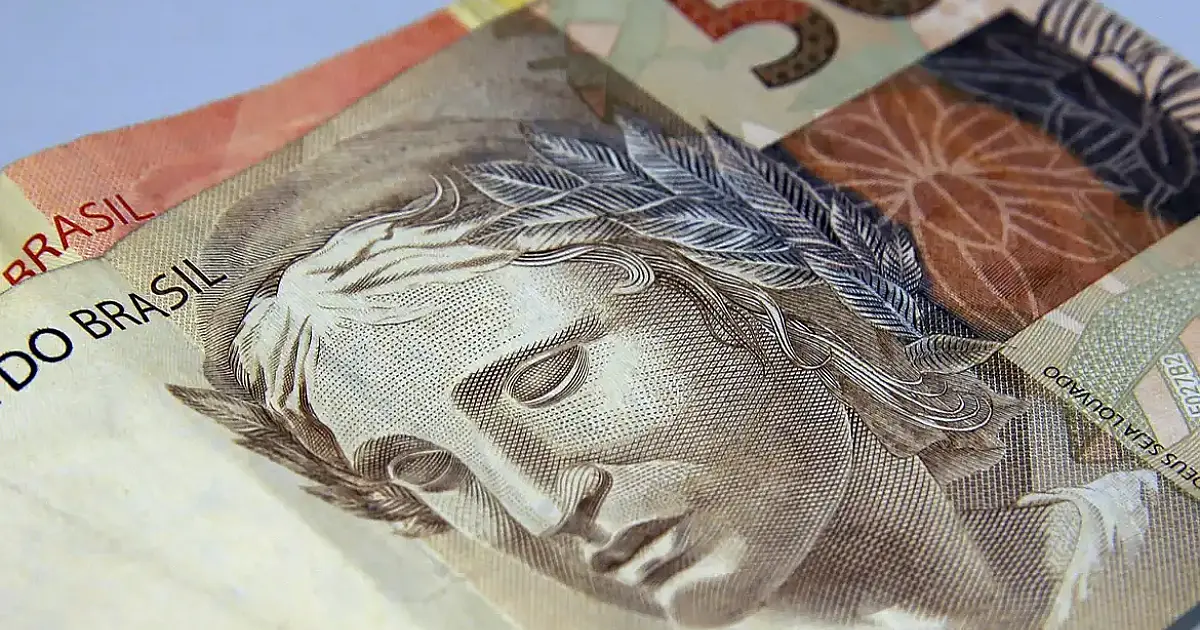 Caixa libera abono salarial para nascidos em fevereiro