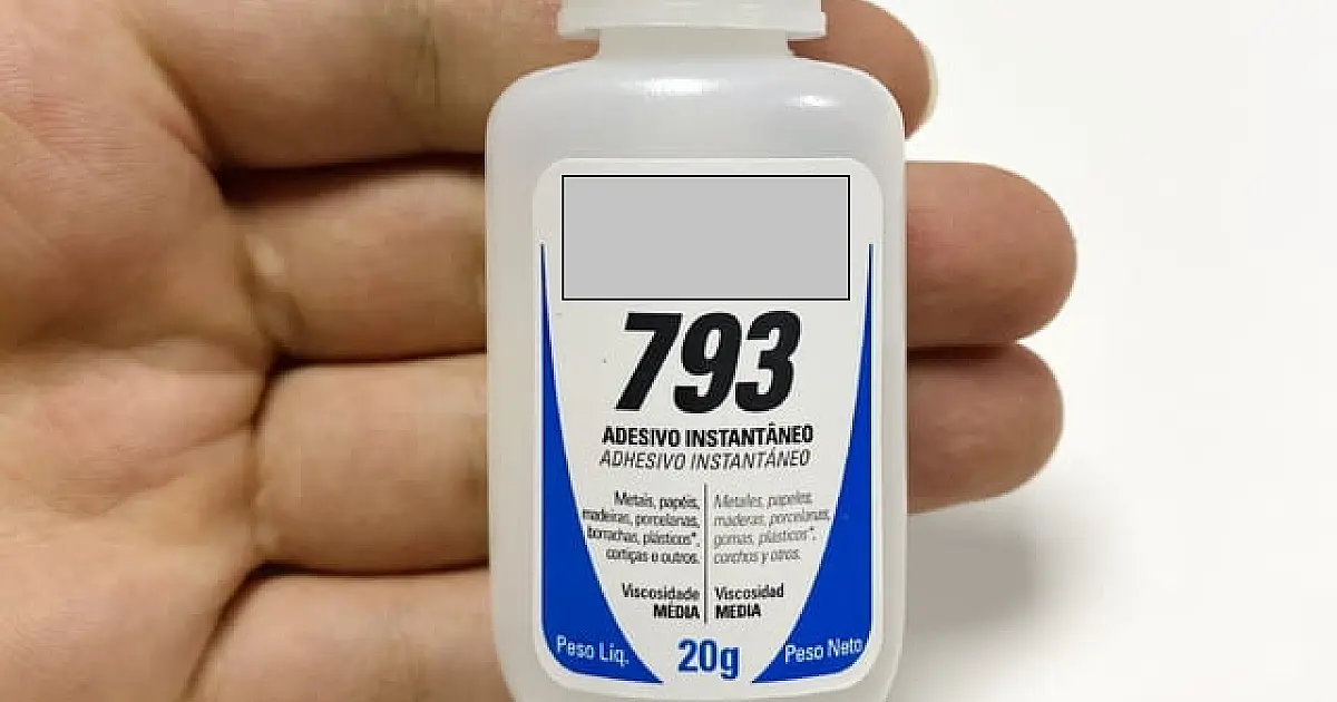 Jovem é socorrida com queimaduras provocadas por "super cola"