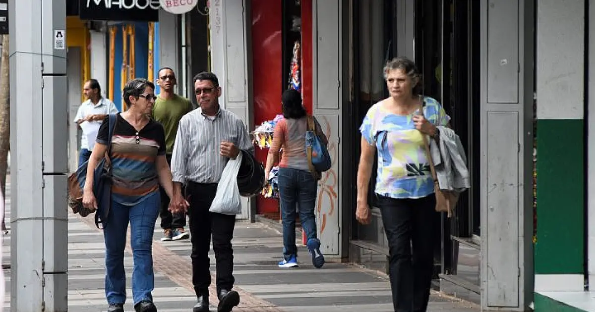 Em 44 municípios de MS o número de homens supera o de mulheres