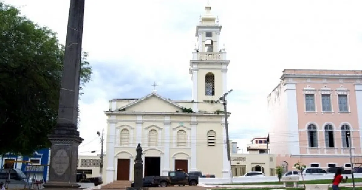 Fiés celebram dia de Nossa Senhora da Candelária com missas, procissão e quermesse