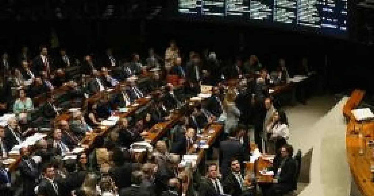 Câmara aprova texto-base de projeto com medidas de combate à corrupção