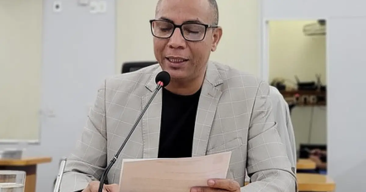 Vereador Hesley pede isenção de taxas de comerciantes temporários no São João