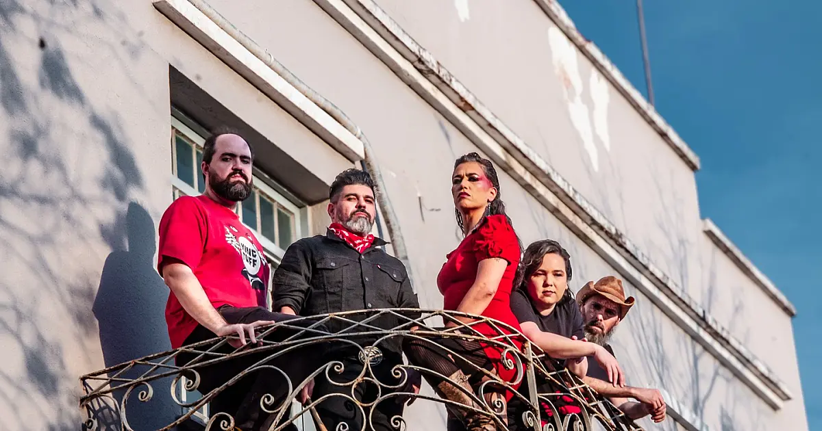 Dimitri Pellz retorna a Corumbá e celebra 20 anos na Tour FEROZ