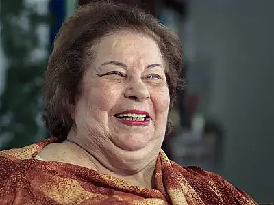 Nana Caymmi é velada no Theatro Municipal do Rio
