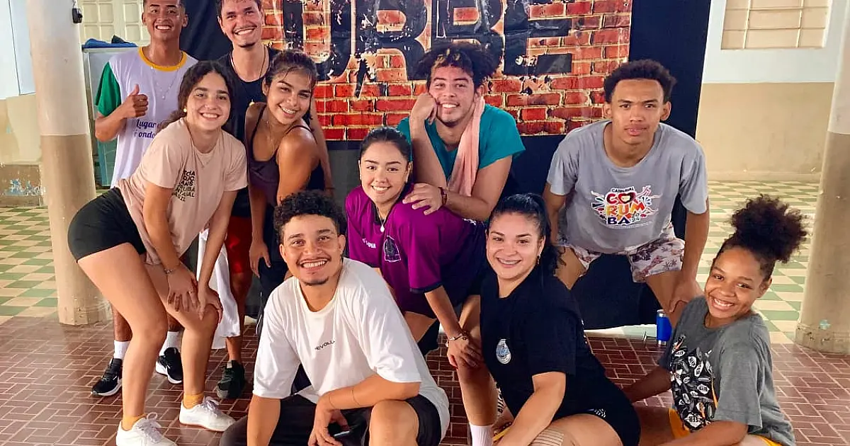 Grupo de dança leva apresentações e oficinas para zona rural de Corumbá