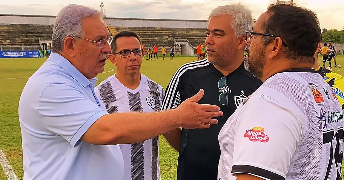Em visita à Corumbá, presidente da FFMS discute melhorias na base e no Arthur Marinho