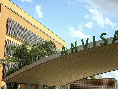 Anvisa proíbe produtos à base de alulose, um tipo de adoçante; entenda