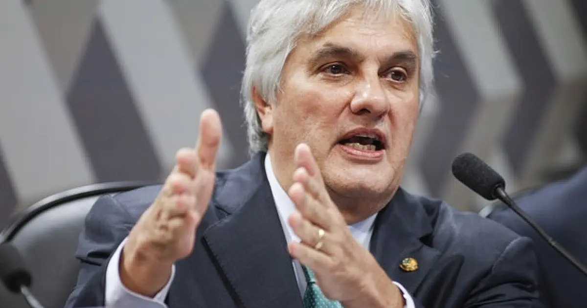 “ Renan, o senhor dos anéis, deve cair”, reage Delcídio