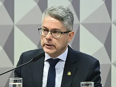 Senado aprova PL Antifacção com penas que podem chegar a 120 anos