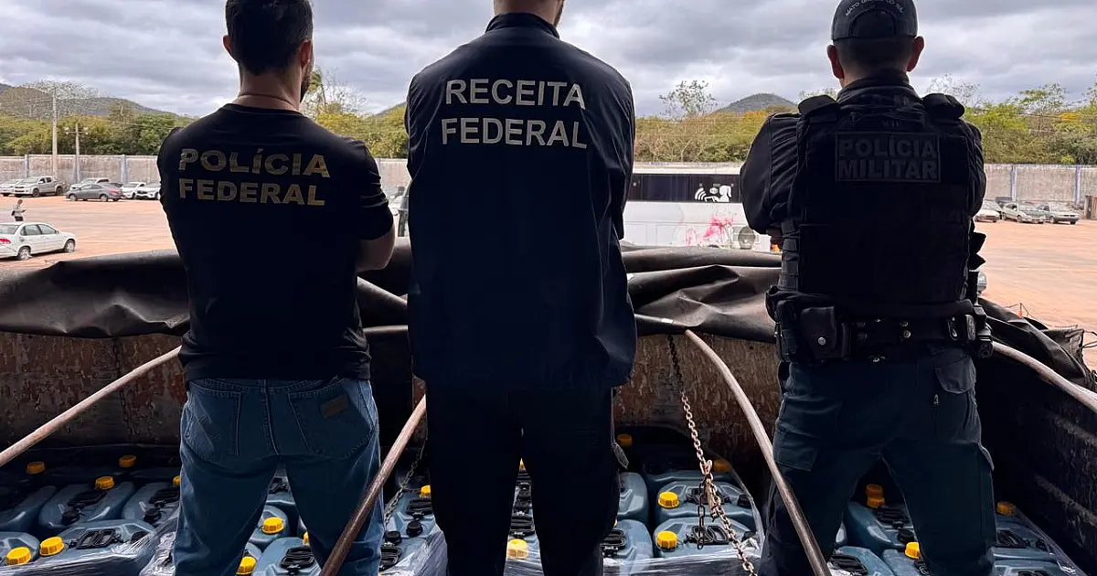 Polícia intercepta carreta com 25 mil litros de éter na fronteira de Corumbá