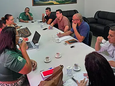 Simted apresenta reivindicações à Comissão de Educação da Câmara de Corumbá