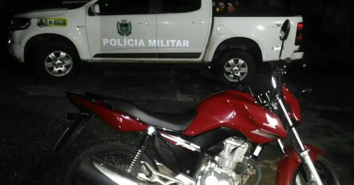 Moto roubada é encontrada em matagal d0 bairro Nova Corumbá